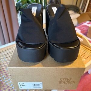 Steve Madden Black Platform Shoes